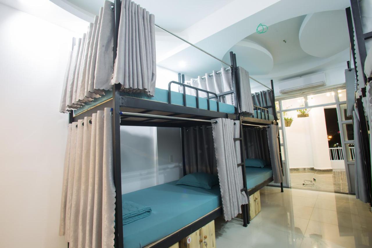 Carisbay Hostel Quy Nhon Exterior foto